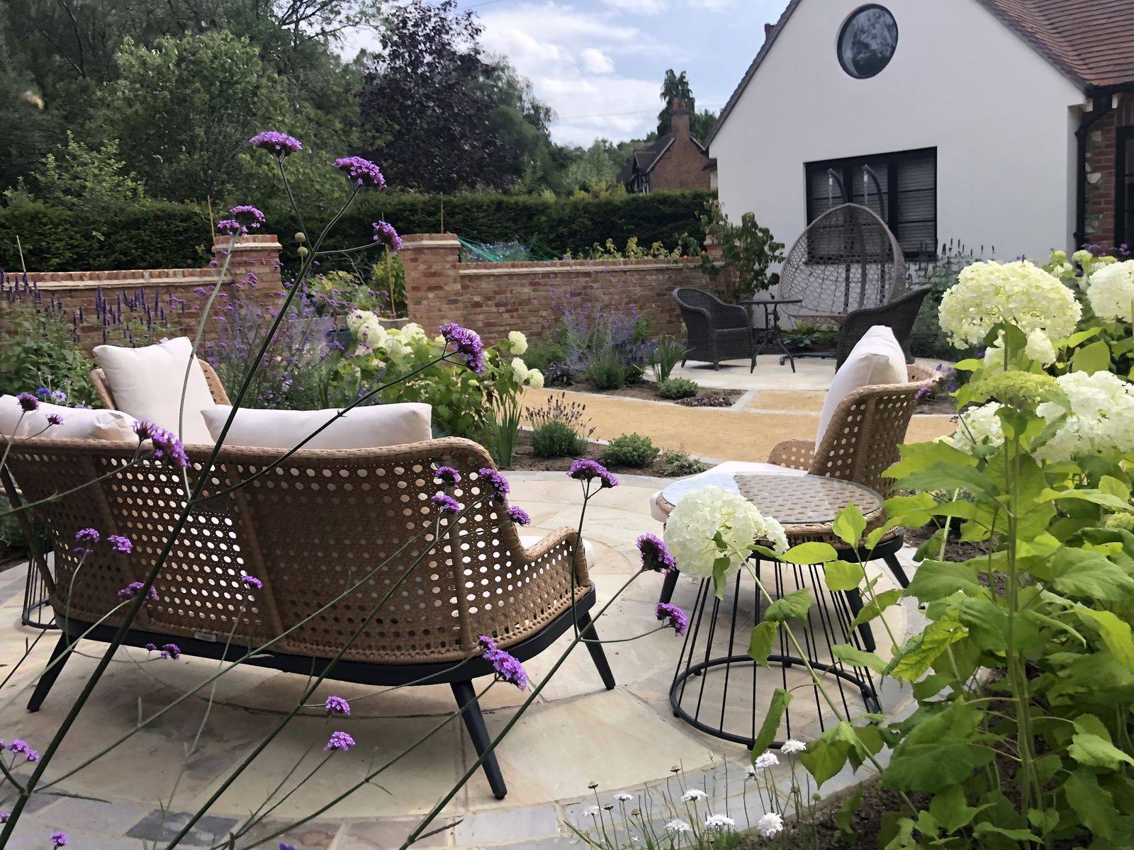 A terrace you can't see from the house